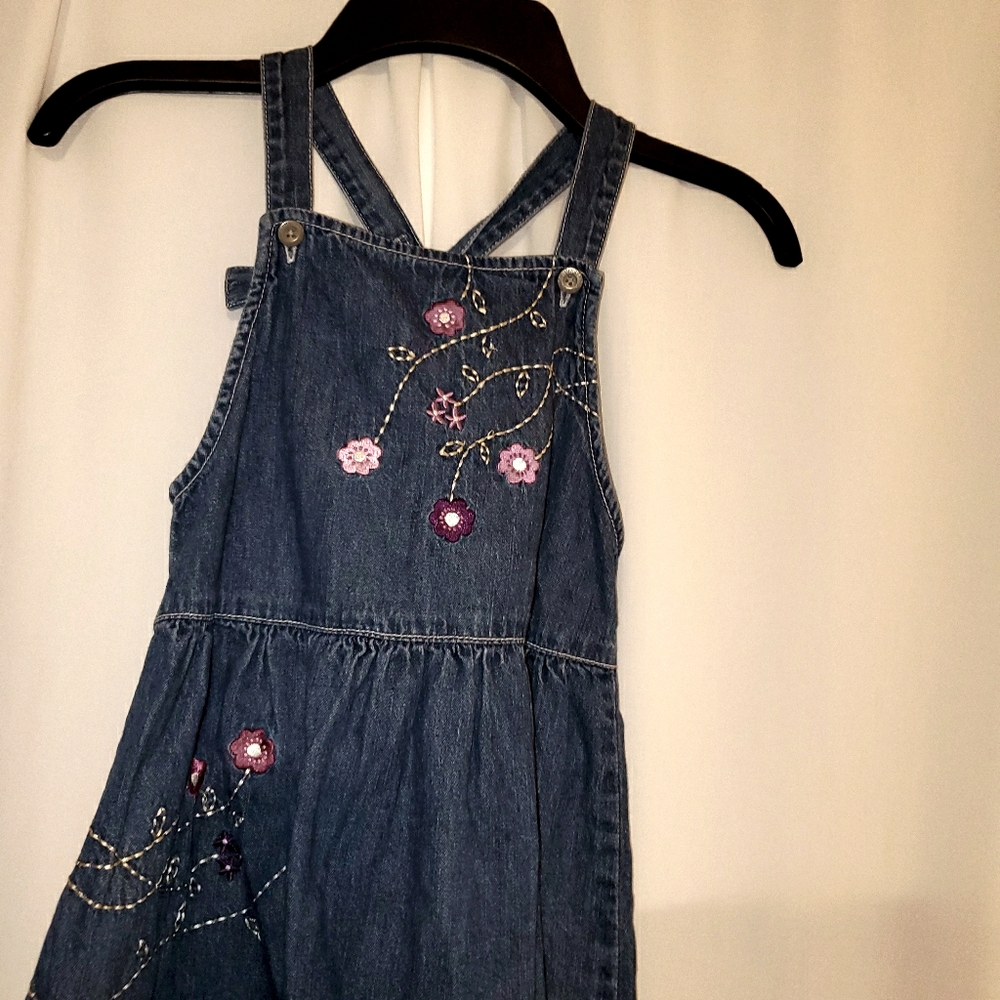 Dress - Picture 7 of 7